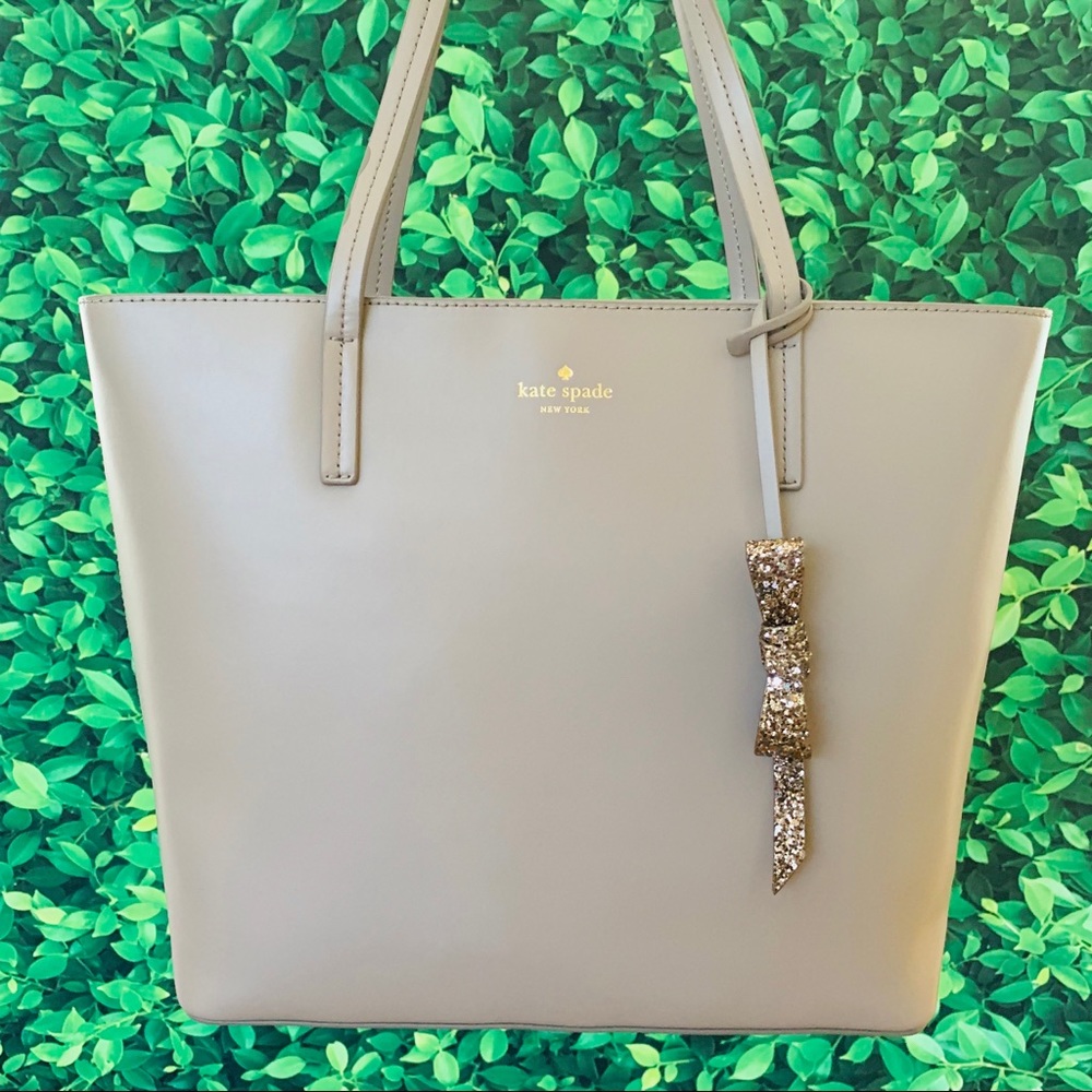 Kate Spade Seton Drive Karla Tote Cityscape - Picture 2 of 8